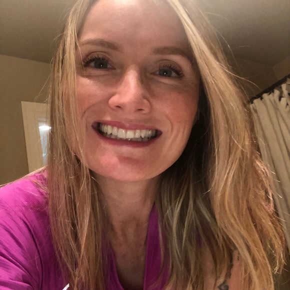 Meet your Posher, Rae - Picture 4 of 5